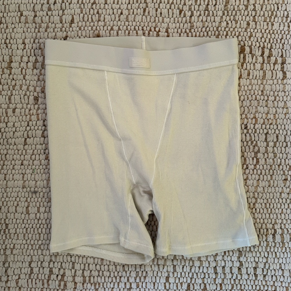 Skims Cream Ribbed Shorts